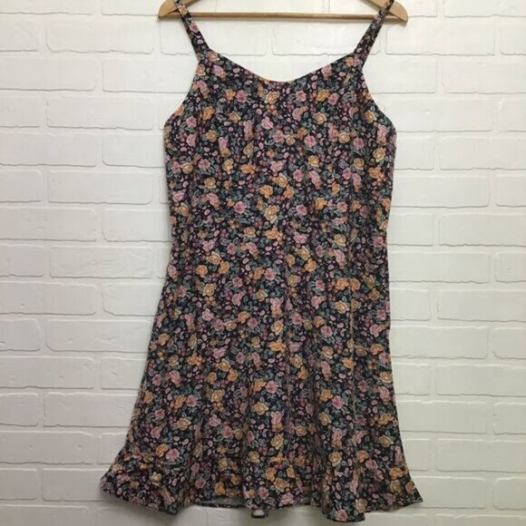 Linen blend 56% 𝅺Old Navy babydoll sun dress liberty floral flowers Smock Large - Picture 8 of 8